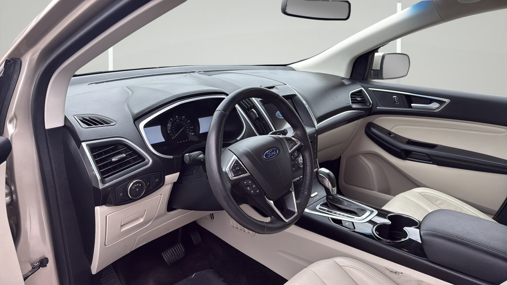 Certified 2017 Ford Edge Titanium w/ Technology Package AWD/4WD image 13