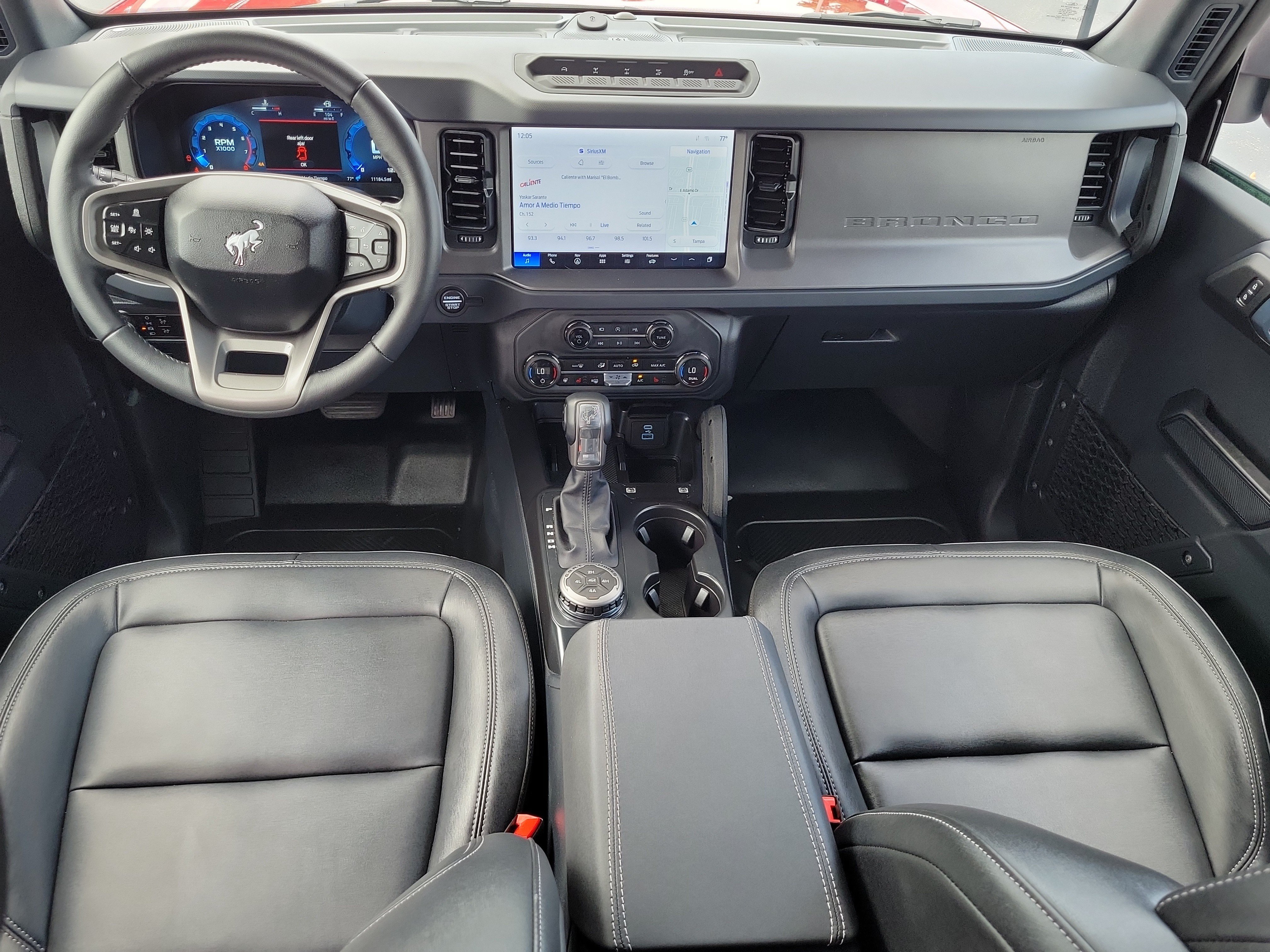 Certified 2025 Ford Bronco Badlands AWD/4WD image 12