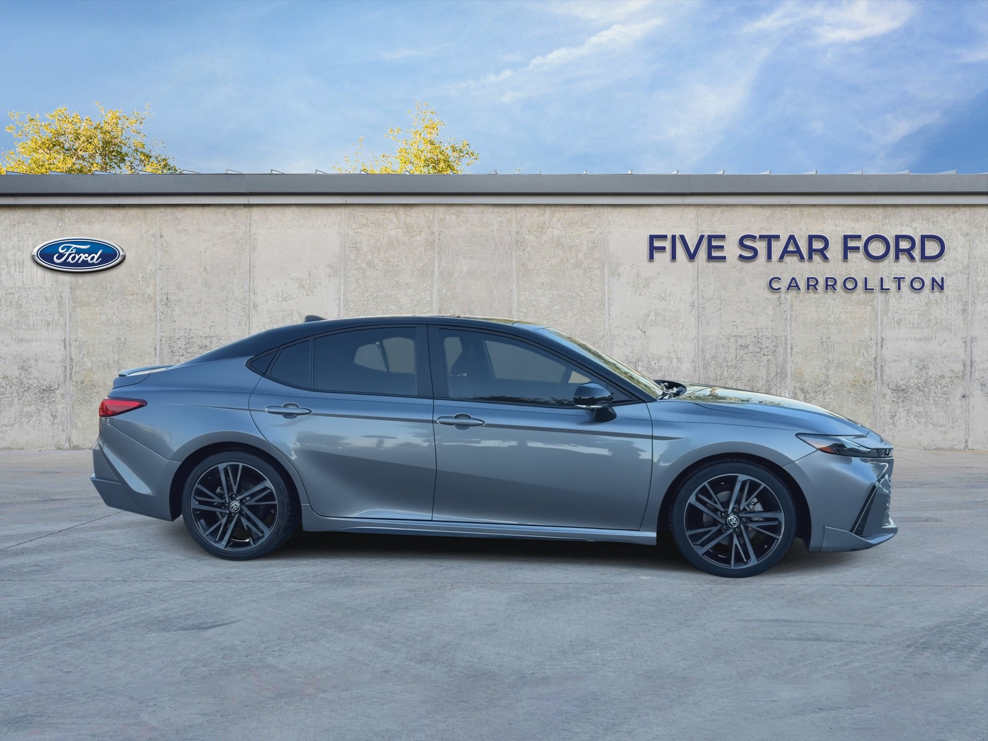 Used 2025 Toyota Camry XSE w/ Premium Plus Package FWD image 9