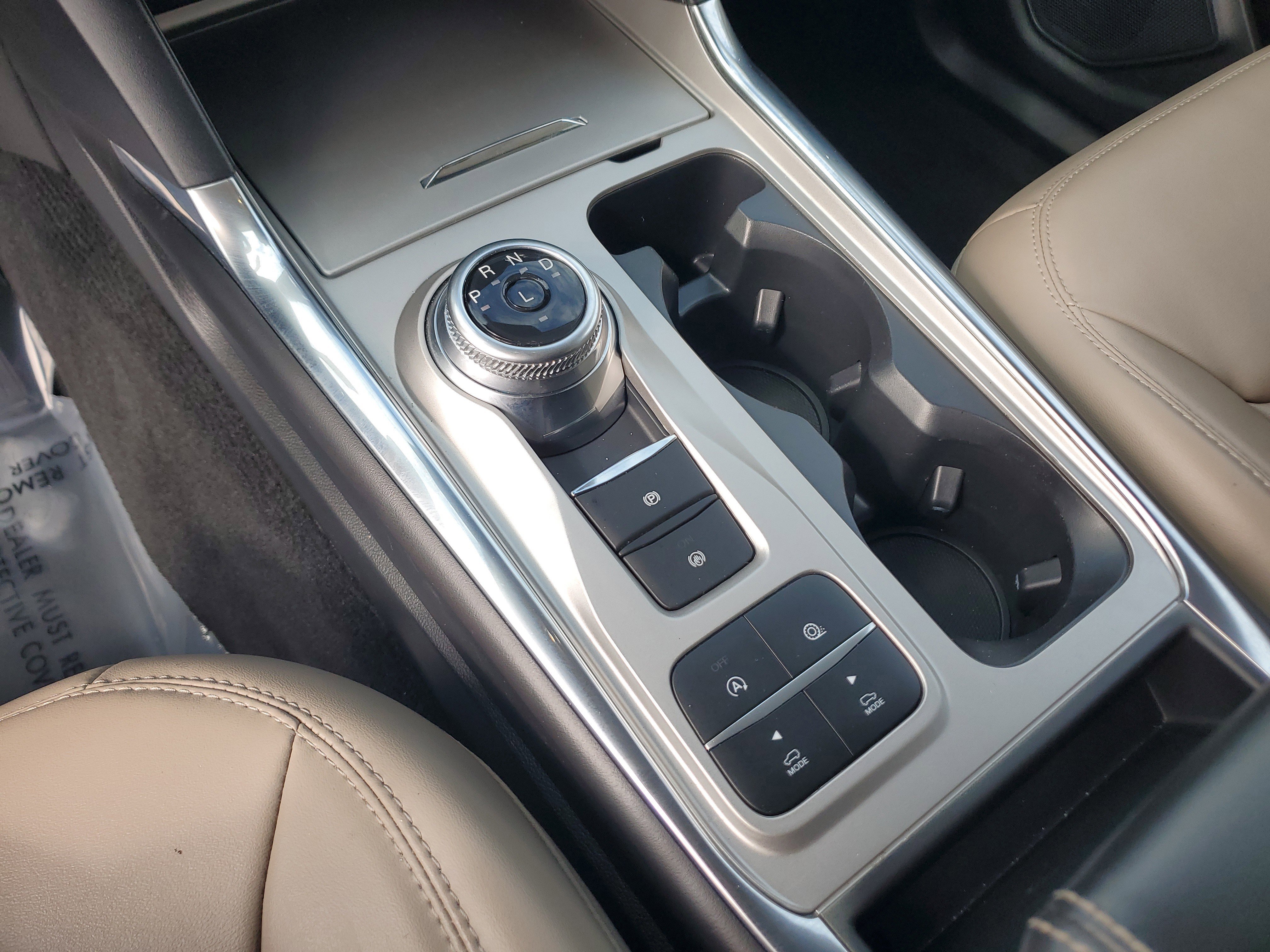 Certified 2024 Ford Explorer XLT w/ Equipment Group 202A image 27