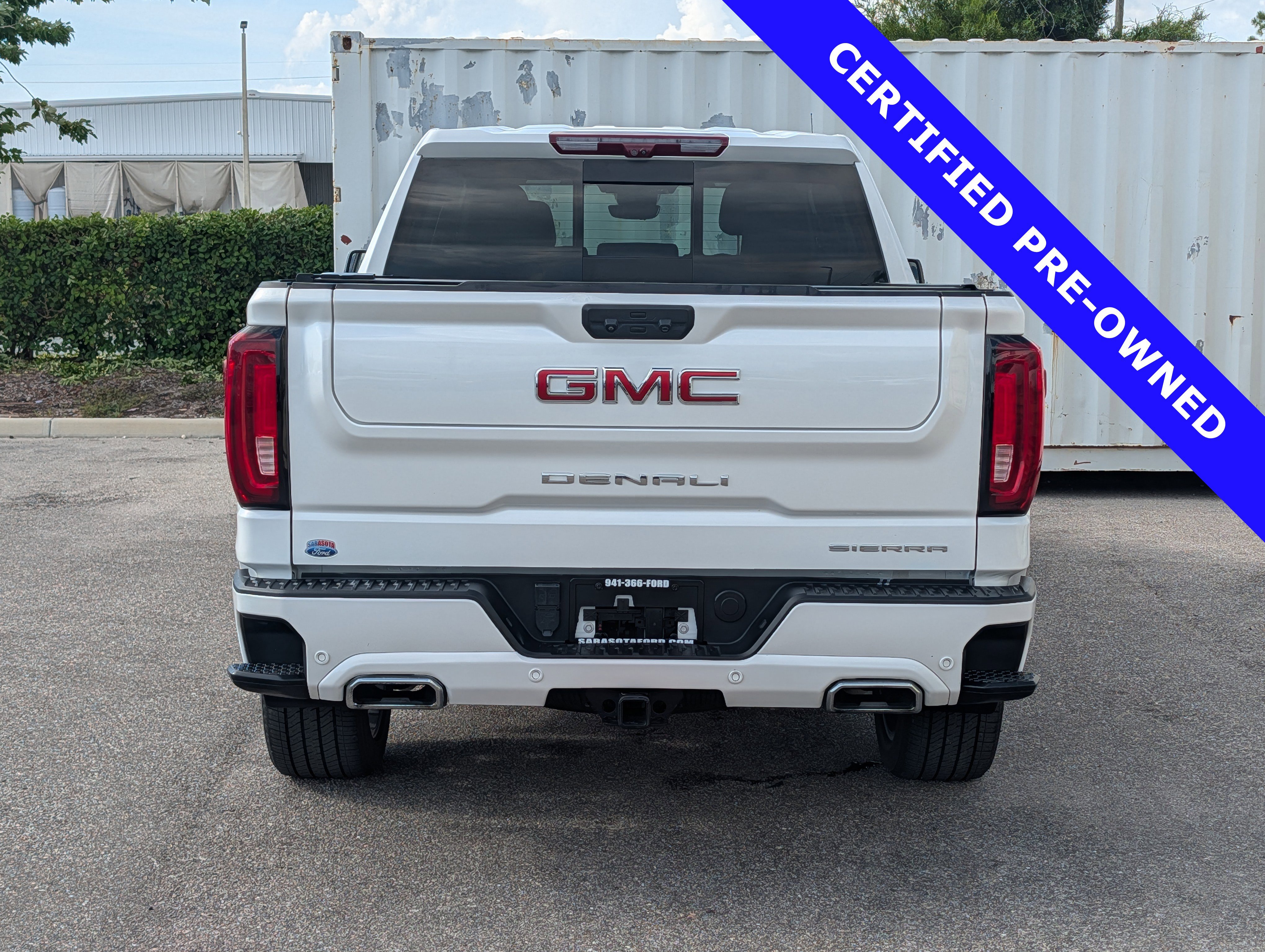 Used 2024 GMC Sierra 1500 Denali AWD/4WD image 5