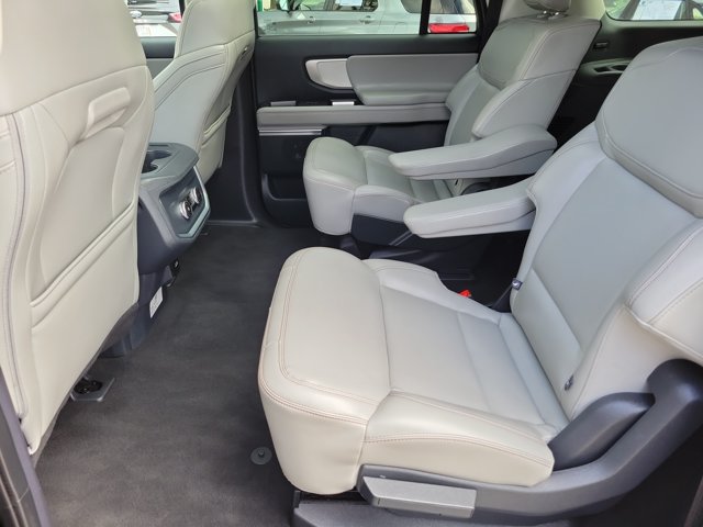 Certified 2025 Ford Expedition Max Active AWD/4WD image 11