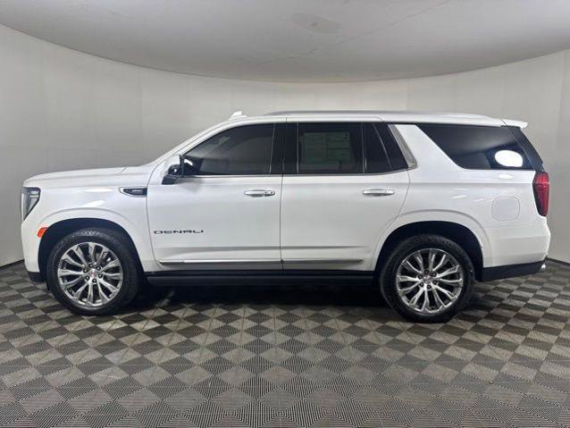 Used 2022 GMC Yukon Denali AWD/4WD image 7