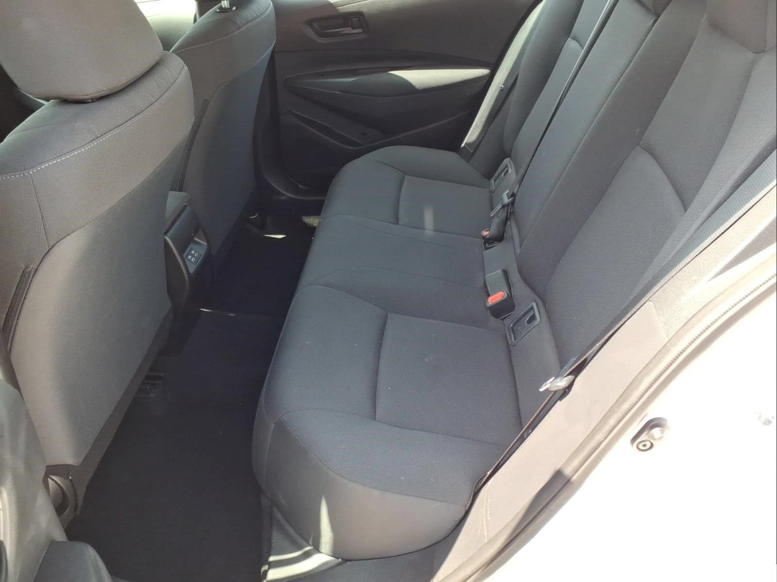 Used 2025 Toyota Corolla LE FWD image 19