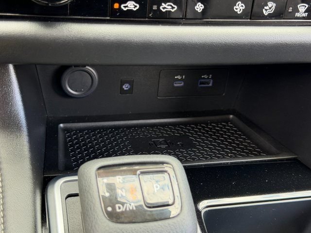 Used 2023 Nissan Pathfinder SL AWD/4WD image 25