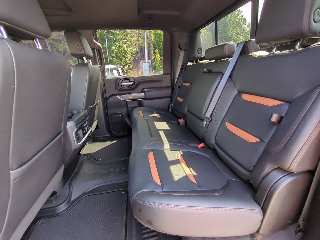 Used 2021 GMC Sierra 2500 AT4 w/ AT4 Premium Plus Package AWD/4WD image 17