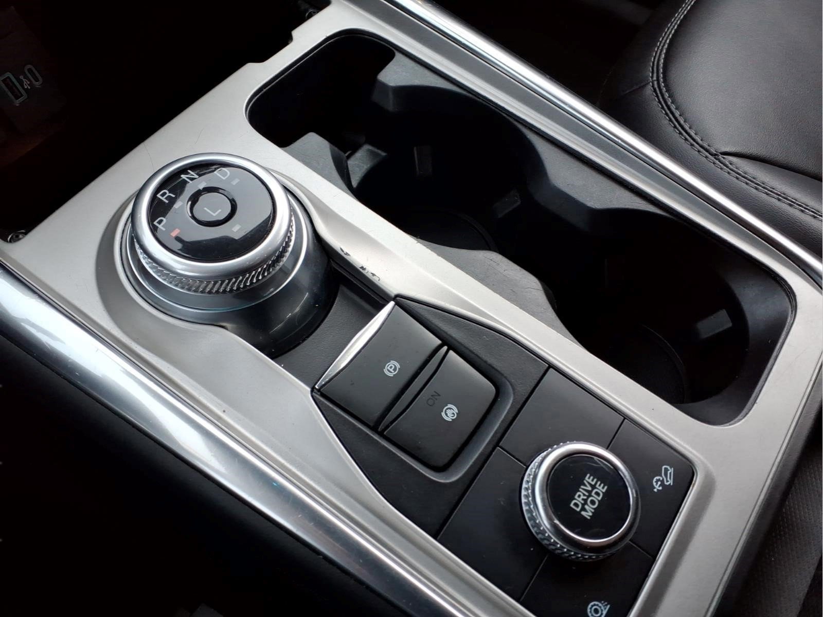 Certified 2023 Ford Explorer XLT w/ Equipment Group 202A image 20