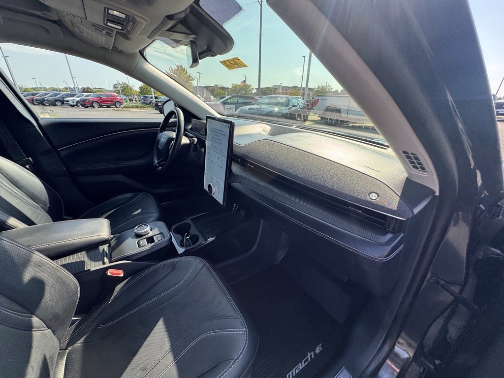 Certified 2022 Ford Mustang Mach-E Premium image 18