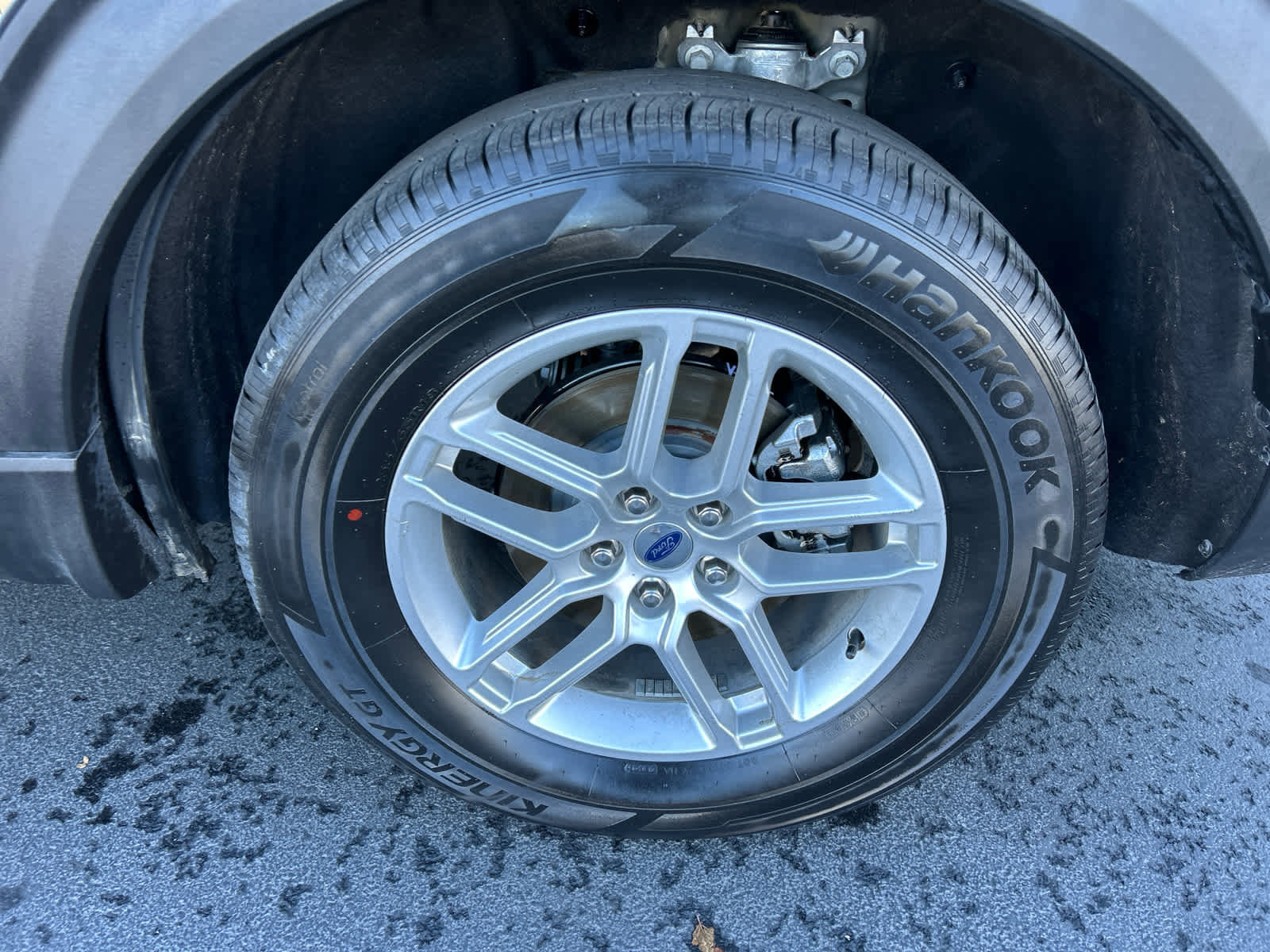 Certified 2025 Ford Explorer Active image 13