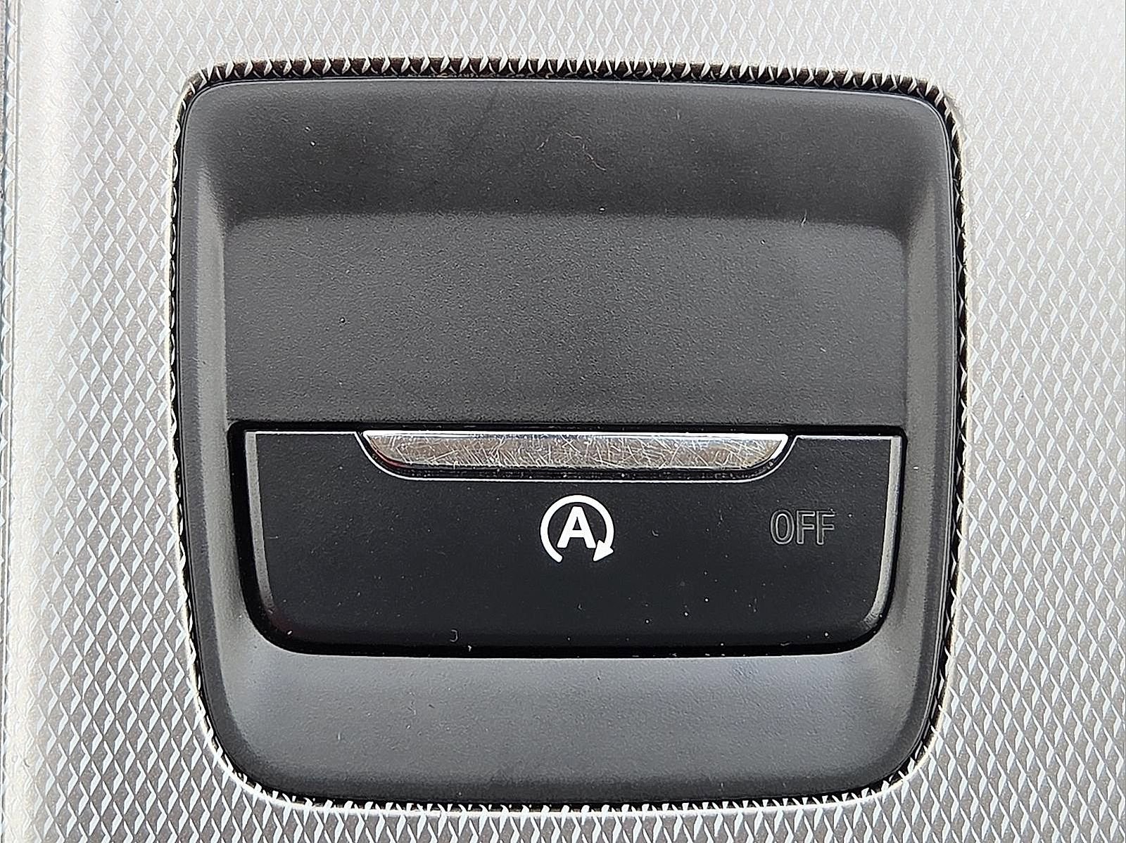 Certified 2022 Ford Edge SEL w/ Convenience Package image 18