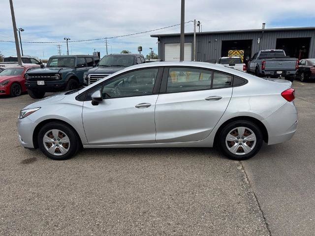 Used 2017 Chevrolet Cruze LS FWD image 3
