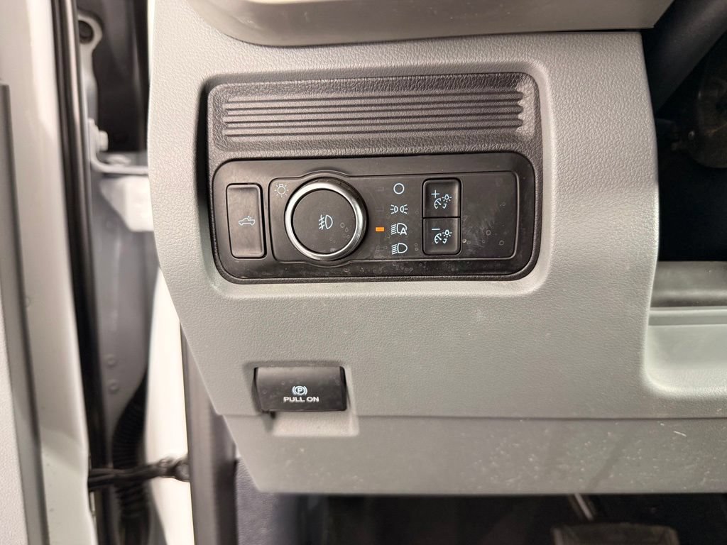 Certified 2025 Ford F250 XLT AWD/4WD image 23
