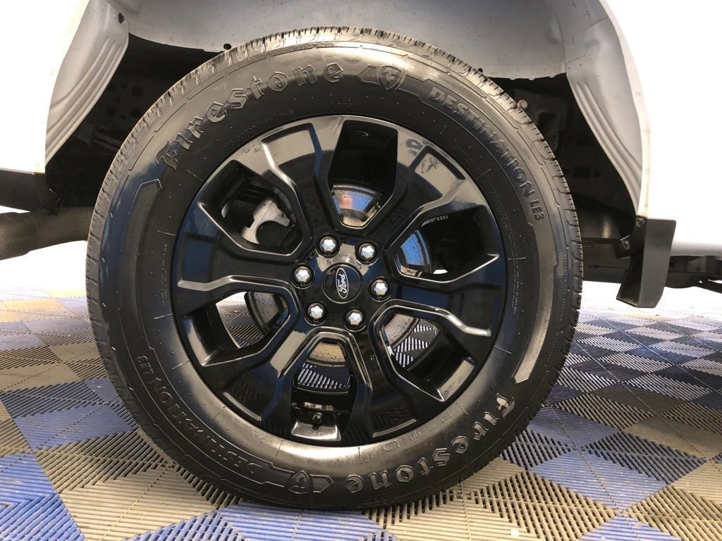 Certified 2022 Ford F150 Lariat w/ Equipment Group 502A High image 27