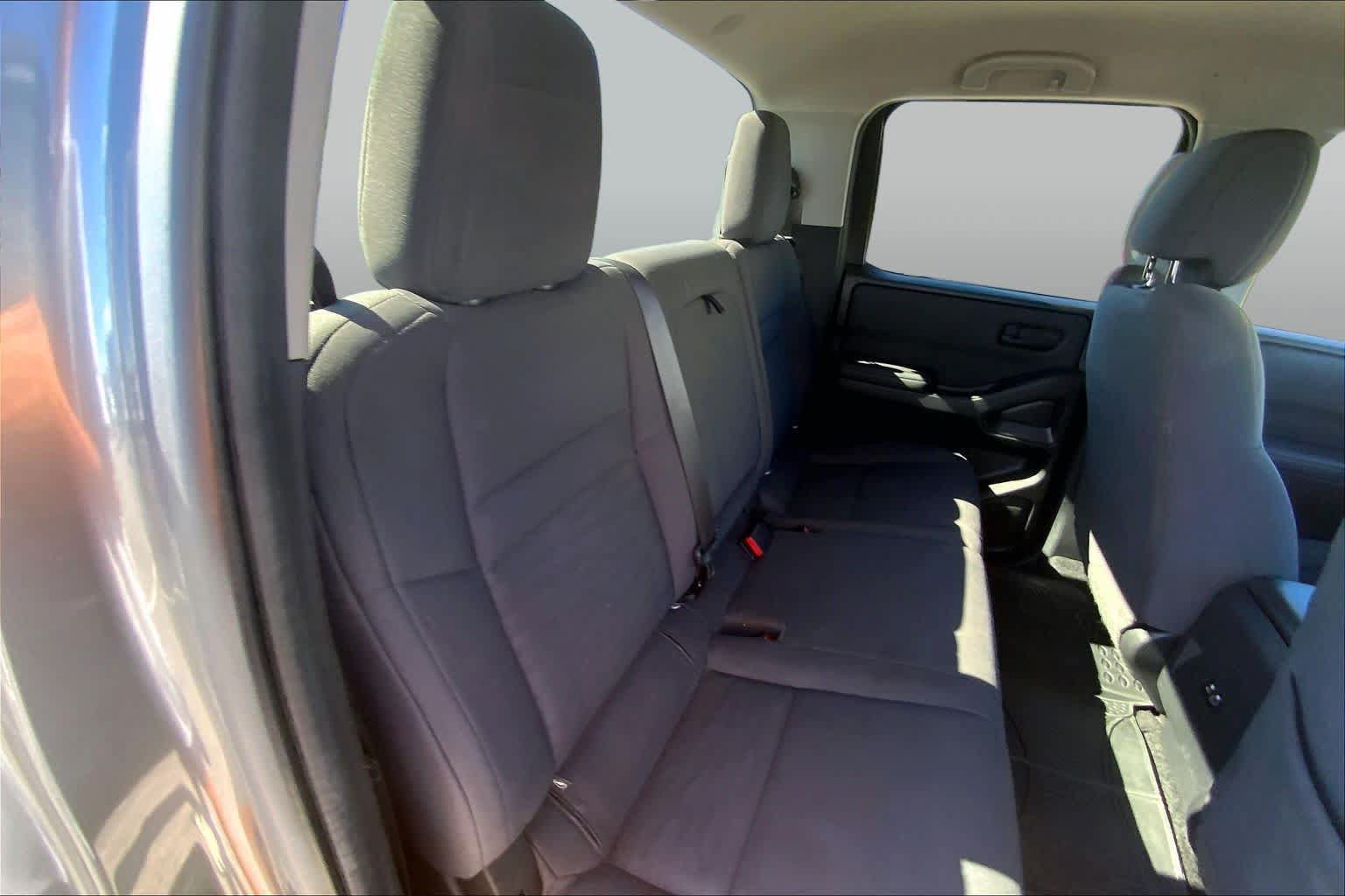 Used 2022 Nissan Frontier S w/ Technology Package AWD/4WD image 20