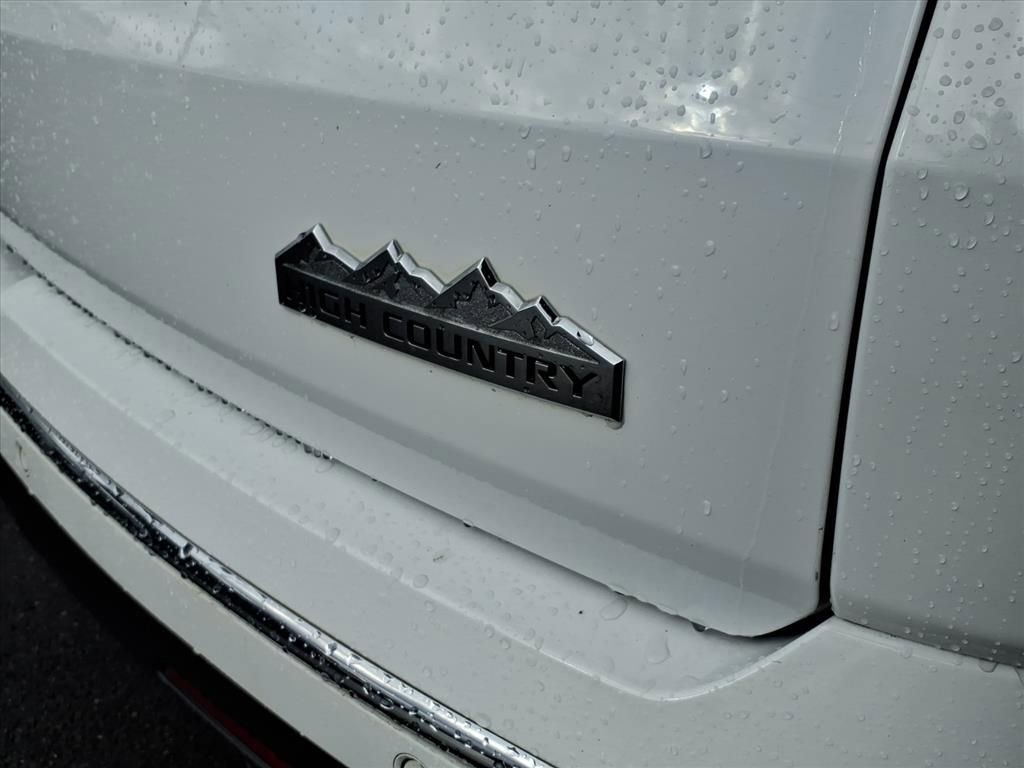 Used 2018 Chevrolet Traverse High Country image 7