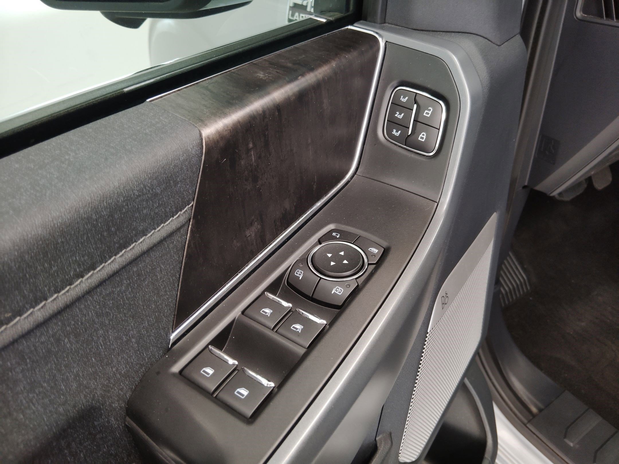 Certified 2021 Ford F150 Lariat image 25