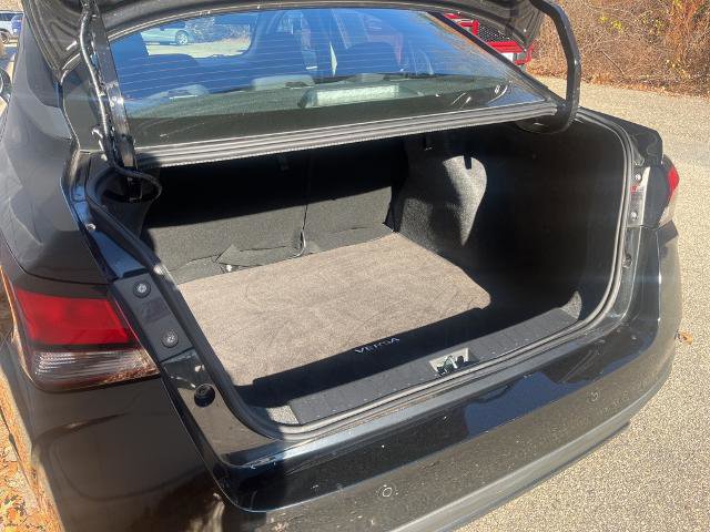 Used 2024 Nissan Versa SV w/ Trunk Package image 10