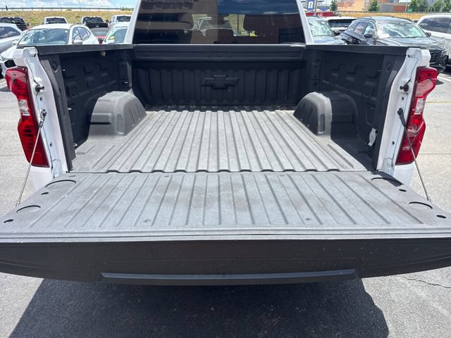 Used 2023 Chevrolet Silverado 1500 LT AWD/4WD image 14