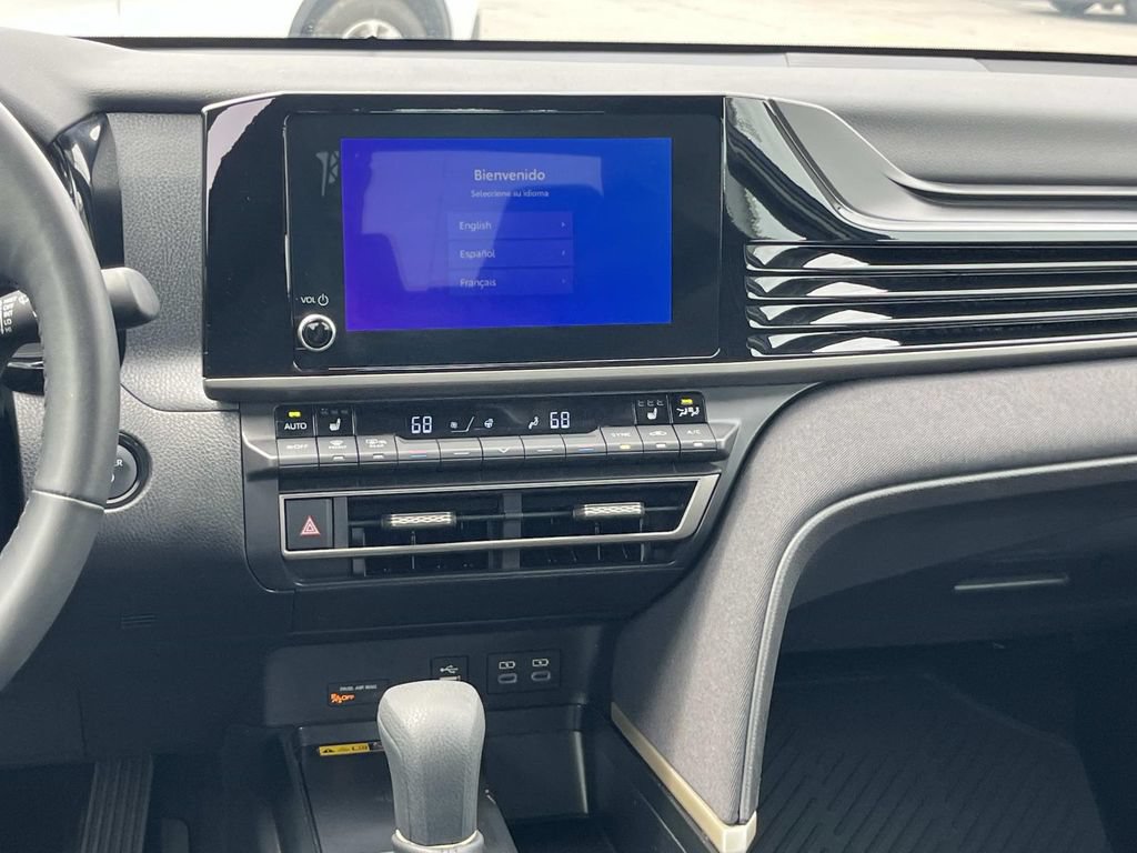 Used 2025 Toyota Camry LE w/ Convenience Package FWD image 17