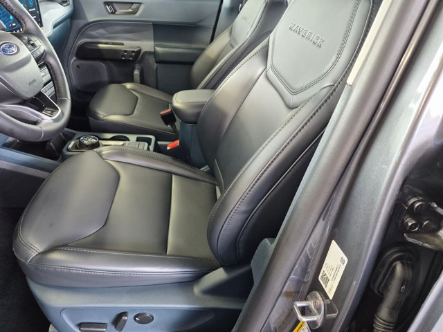 Certified 2026 Ford Maverick Lariat w/ Black Appearance Package AWD/4WD image 15