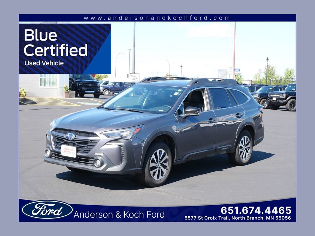 Used 2025 Subaru Outback Premium AWD/4WD image 1