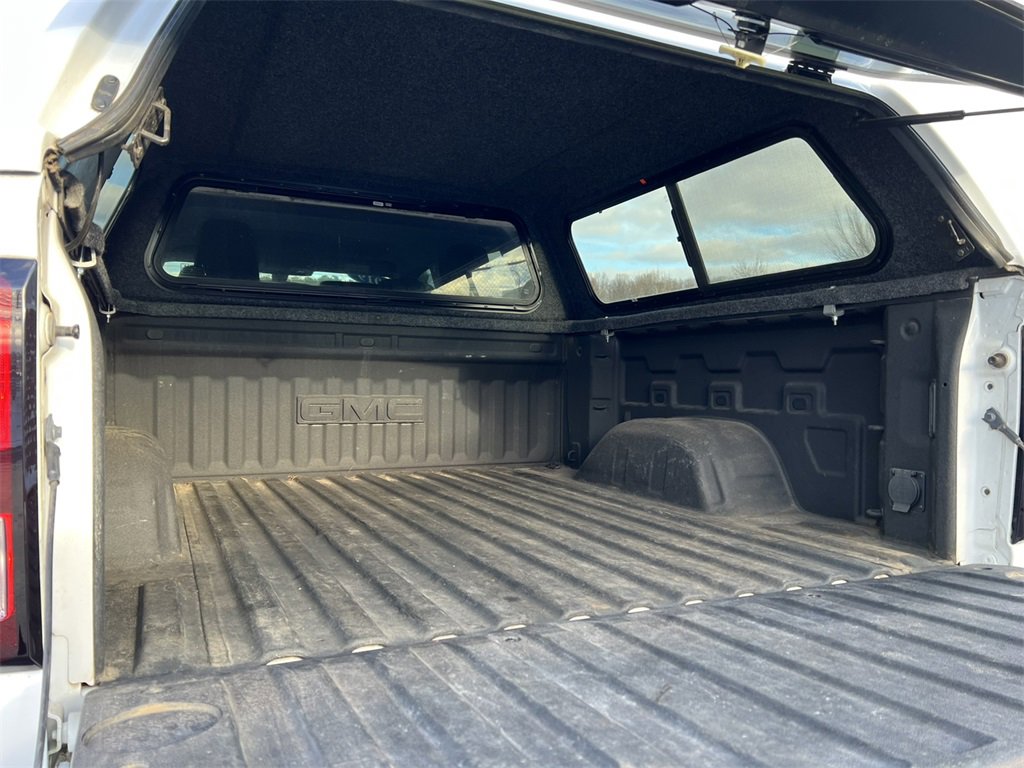 Used 2019 GMC Sierra 1500 2WD Crew Cab w/ 1SA Driver Alert Package I image 9