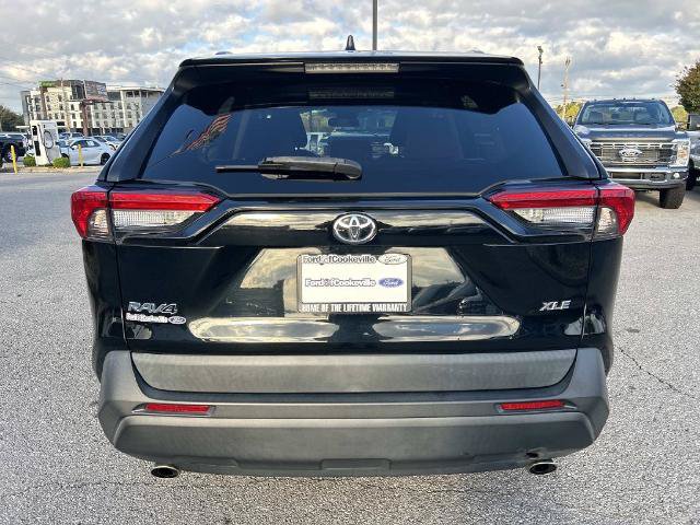 Used 2020 Toyota RAV4 XLE FWD image 5