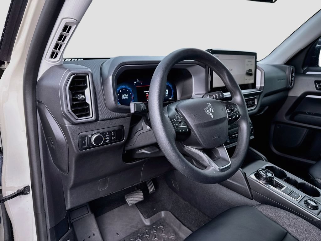 Certified 2025 Ford Bronco Sport Big Bend w/ Black Appearance Package AWD/4WD image 9