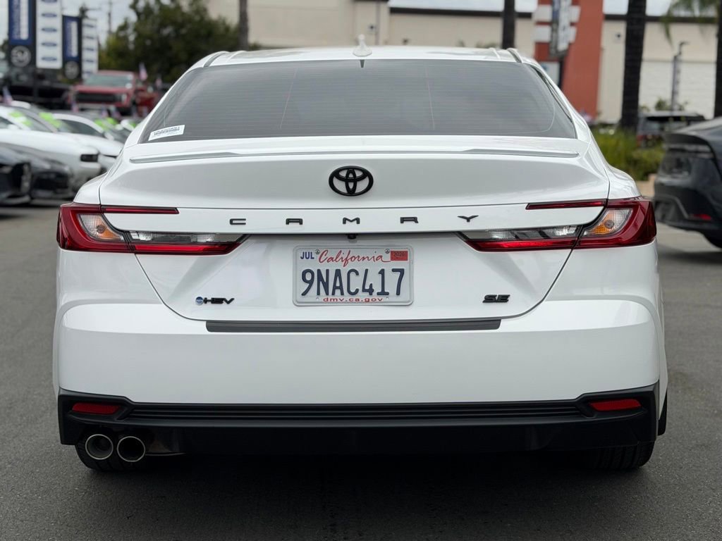 Used 2025 Toyota Camry SE w/ Convenience Package FWD image 10