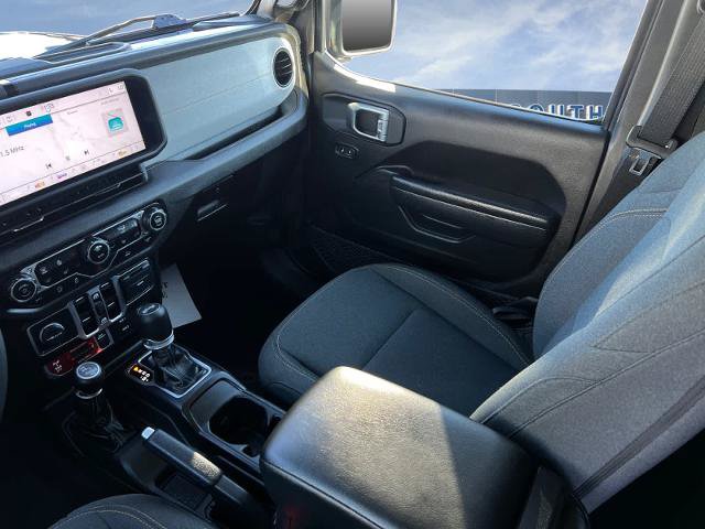 Used 2025 Jeep Wrangler Unlimited Sport AWD/4WD image 15