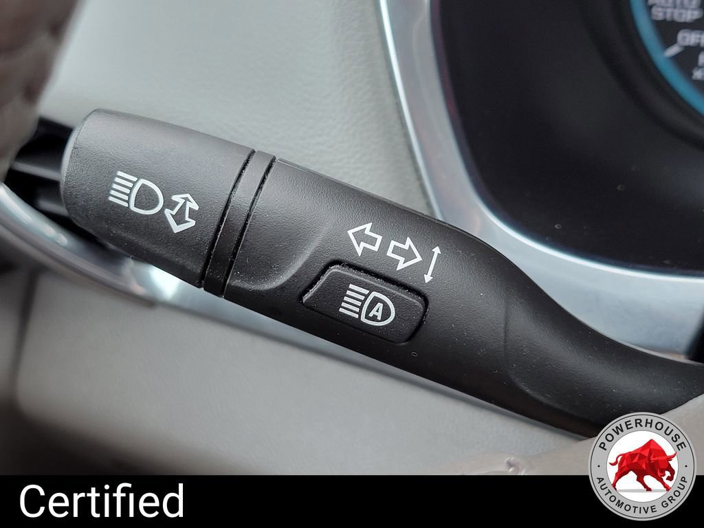 Used 2020 Chevrolet Traverse LT image 30