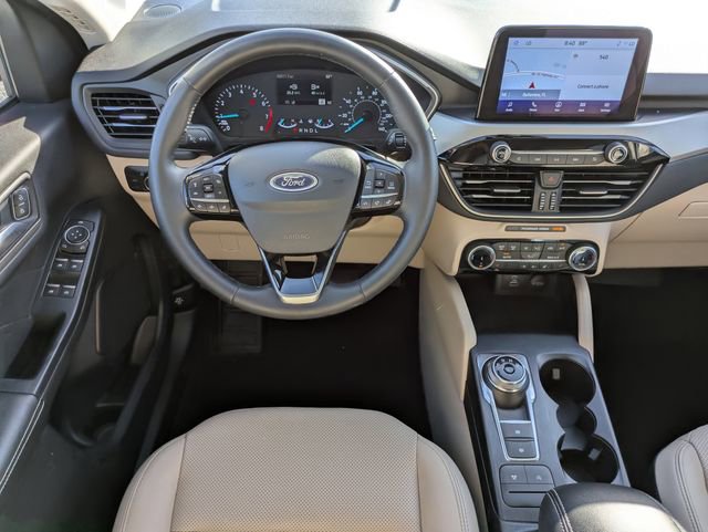 Certified 2022 Ford Escape SEL FWD image 16