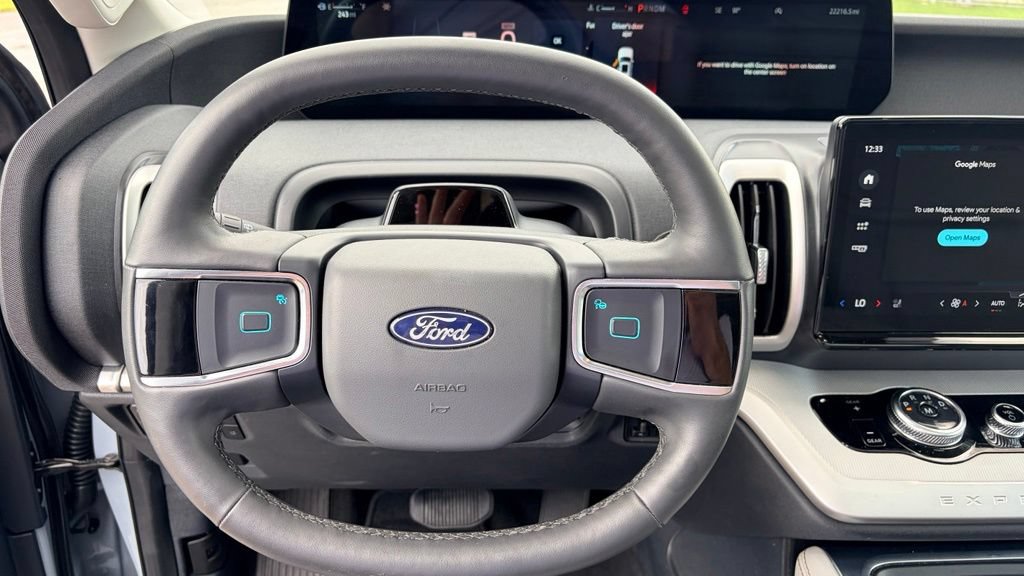 Certified 2025 Ford Expedition Active AWD/4WD image 4