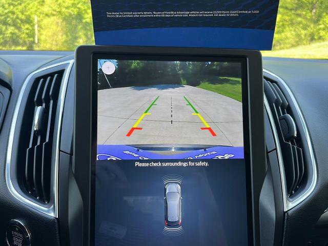 Certified 2024 Ford Edge Titanium AWD/4WD image 21