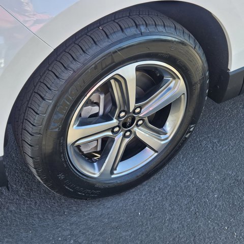 Certified 2023 Ford Edge SEL image 9