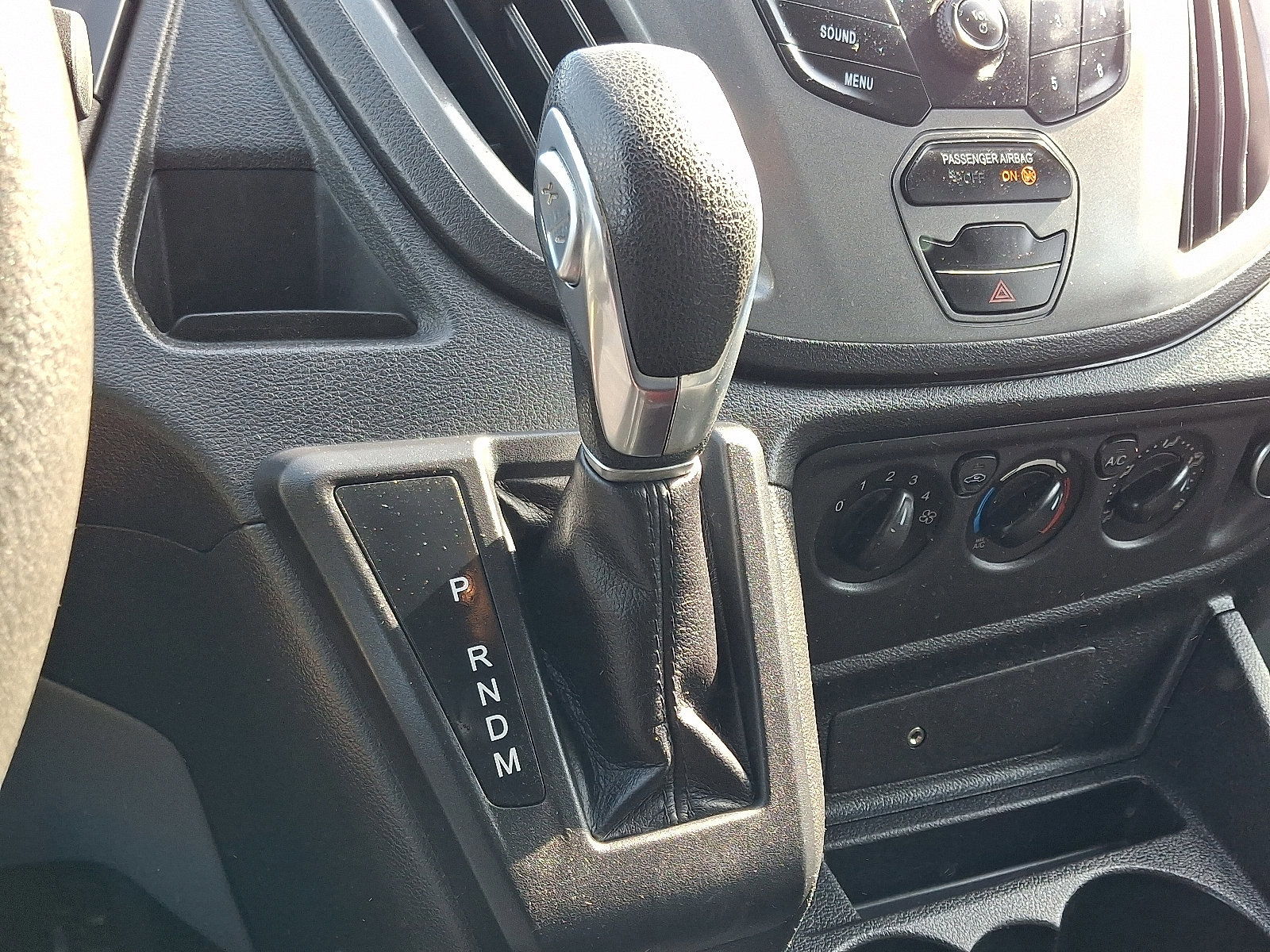 Certified 2018 Ford Transit 250 130 Low Roof w/ Exterior Upgrade Package image 22