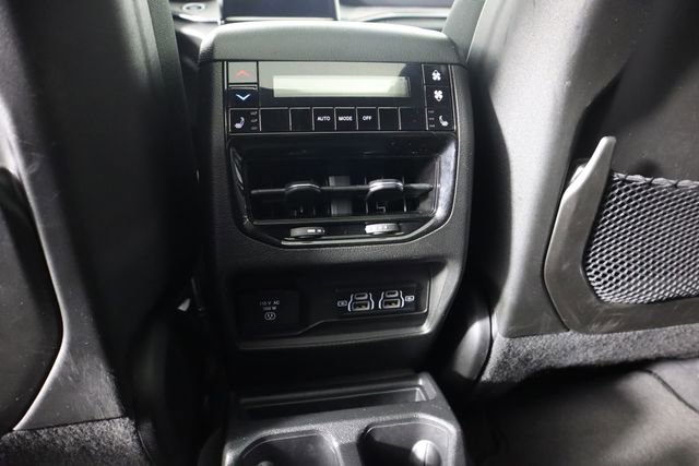 Used 2023 Jeep Grand Cherokee L Overland image 64