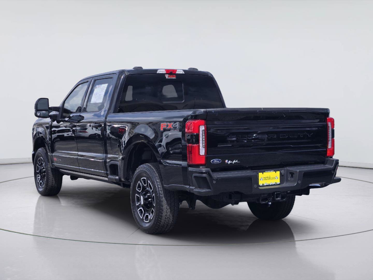 Certified 2025 Ford F250 Platinum AWD/4WD image 6