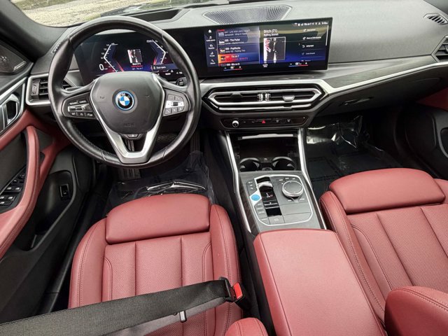 Used 2023 BMW i4 eDrive35 w/ Premium Package RWD image 7