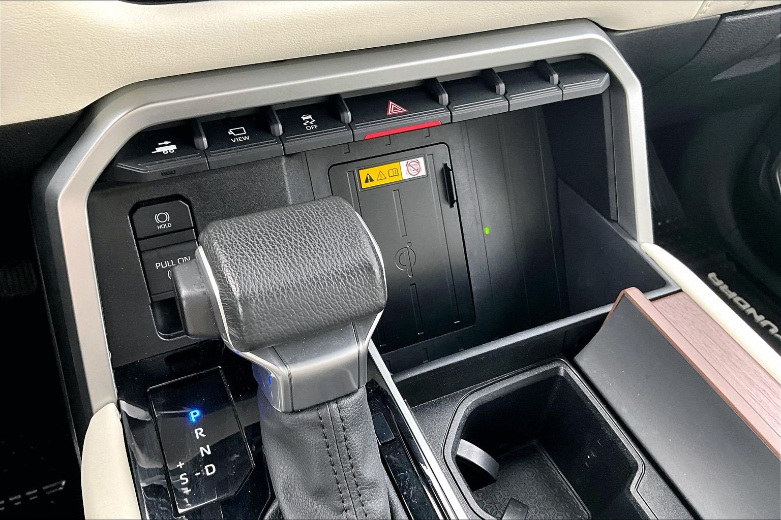 Used 2024 Toyota Tundra Capstone AWD/4WD image 32