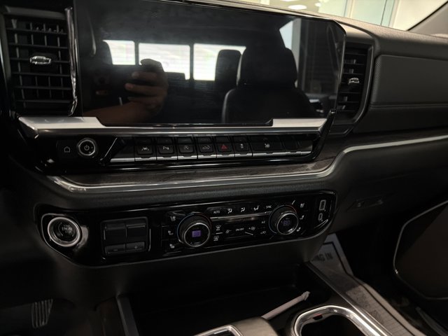 Used 2024 Chevrolet Silverado 1500 LTZ w/ Technology Package image 14