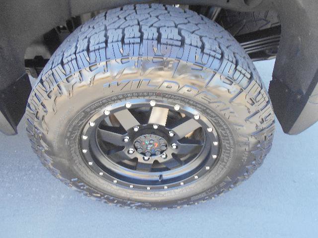 Used 2022 GMC Sierra 2500 SLE w/ SLE Value Package; AWD/4WD image 16