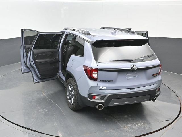 Used 2025 Honda Passport TrailSport image 25