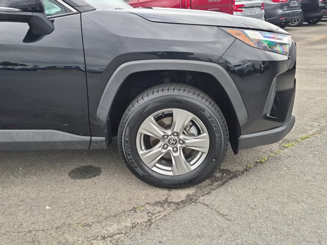 Used 2023 Toyota RAV4 XLE FWD image 11
