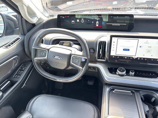 Certified 2025 Ford Expedition Max Platinum image 14