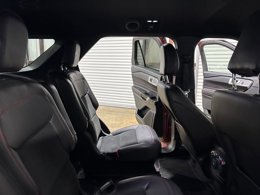 Certified 2022 Ford Explorer ST-Line w/ Class IV Trailer Tow Package image 12