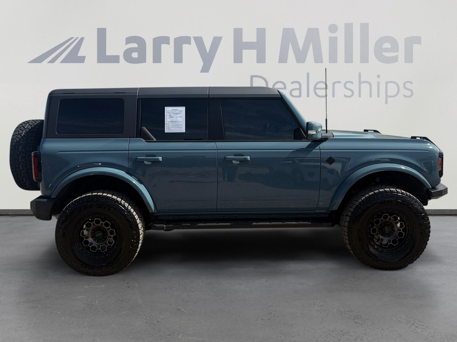 Certified 2023 Ford Bronco Outer Banks image 6