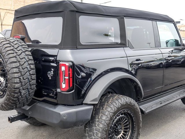 Certified 2025 Ford Bronco Outer Banks AWD/4WD image 9