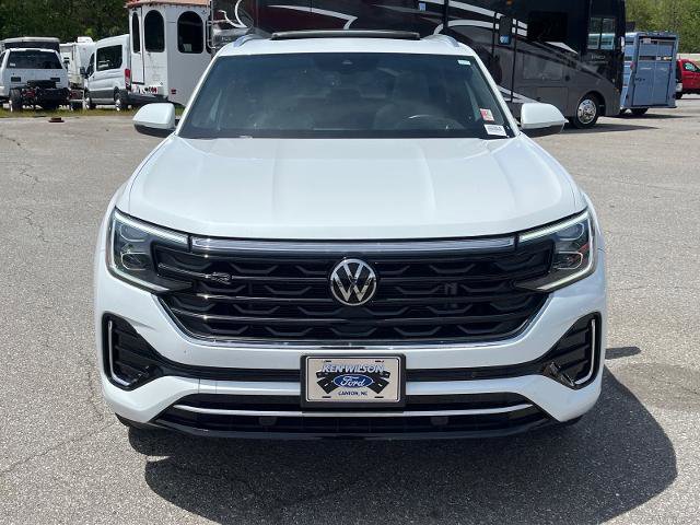 Used 2024 Volkswagen Atlas Cross Sport SEL R-Line AWD/4WD image 5