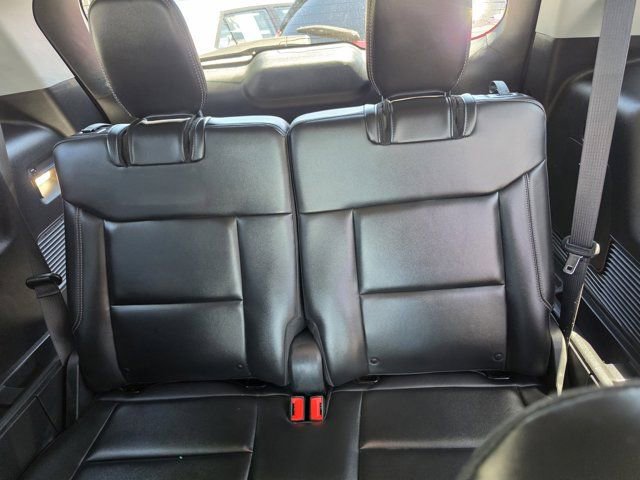 Certified 2023 Ford Explorer XLT w/ Equipment Group 202A RWD image 13